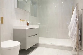 Shoreditch - Immaculate 2 Bedrooms Flat For 6