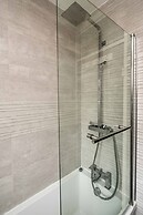 Spacious 3Br Flat With Balcony Near Tottenham Hale