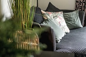 Spacious 3Br Flat With Balcony Near Tottenham Hale