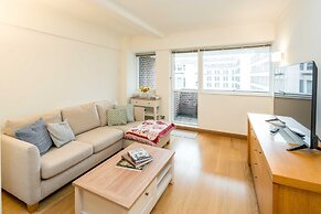 Bright 2-Bed Flat Near St Paul’S