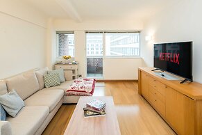 Bright 2-Bed Flat Near St Paul’S