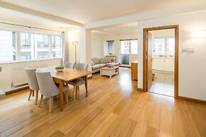 Bright 2-Bed Flat Near St Paul’S