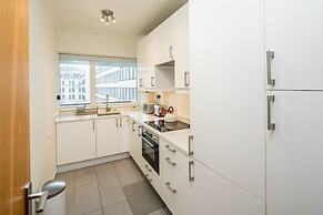 Bright 2-Bed Flat Near St Paul’S