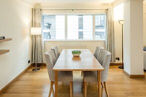 Bright 2-Bed Flat Near St Paul’S