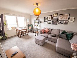 Tranquil 2Bed/2Bath Duplex Falkirk