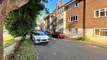 Modern 1 Bedroom Apt In Maidenhead Nr River Thames