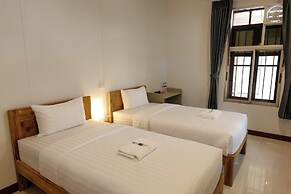 Ausamlor Guesthouse