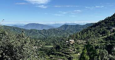 OmVilla With Mountain View