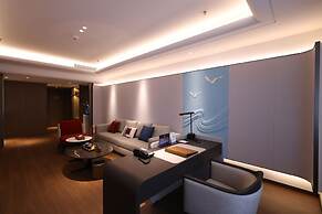 Golden Panda Hotel
