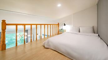 Gangneung Comma Pension