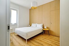 1-Bed apartment with balcony near subway