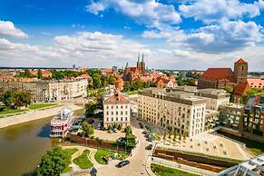 Great Polonia River Boat Apartments