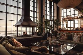 Rox Resort