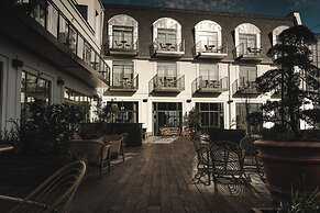 Rox Resort