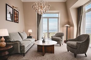 Rox Resort