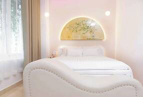 Ari Boutique Hotel