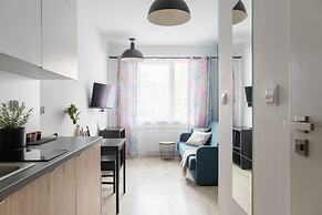 Adler Apartments