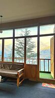 Ruhaani Cottages And Cafe