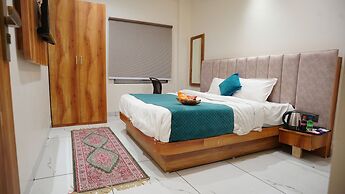 Hotel Venzaa Vijay Nagar