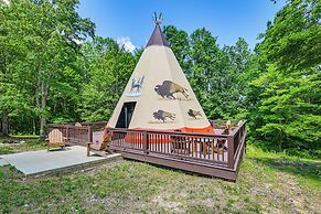 5 Mi to Mammoth Cave NP: Teepee Studio Escape