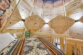 5 Mi to Mammoth Cave NP: Teepee Studio Escape