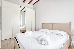 Lovely flat near Naviglio Grande