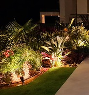 By The Beach - Emerald Seaview Villa