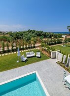 By The Beach - Blue Topaz Villa