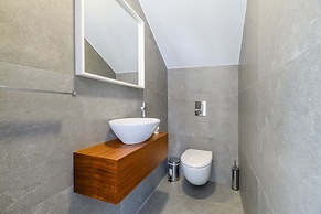 By The Beach - Sunstone Seaview Villa