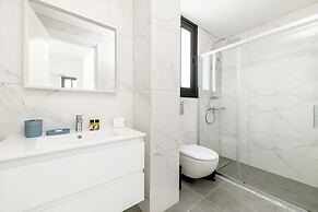 By The Beach - Sunstone Seaview Villa