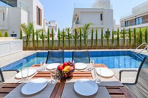 By The Beach - Sunstone Seaview Villa