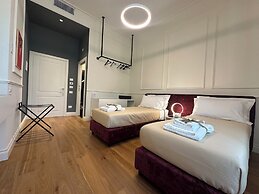 MARI Luxury Rooms and Suites