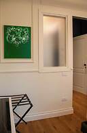 MARI Luxury Rooms and Suites