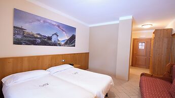 Albergo Ristoro Sitten - 2300 mt