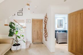 Inkerman House-Gorgeous House and Garden
