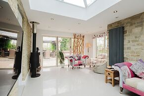 Inkerman House-Gorgeous House and Garden
