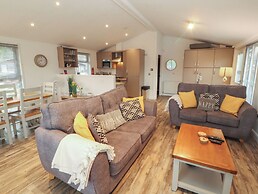 Dovedale Lodge