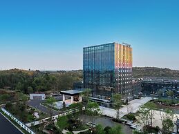Howard Johnson By Wyndham Guotou Plaza Zigong
