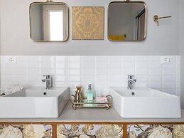 GUESTHOUSE 73