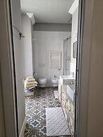 GUESTHOUSE 73