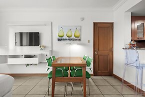 Oceanfront Loft Historic San Juan Terrace
