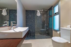 Silver Sands Penthouse