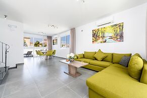 Green Bay Villa 17 in Protaras