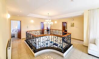 Royal Beachfront Villa
