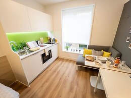 Student Only Riverside House