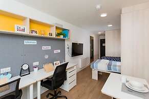 Student Only Riverside House