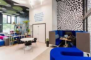 Student Only Riverside House