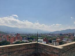 Penthouse Rooftop  Gem in the Laureles
