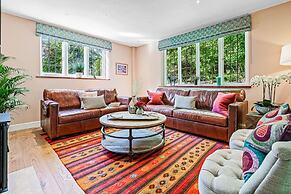 Honeypot Cottage - From 500 Per Night