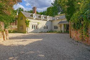 Honeypot Cottage - From 500 Per Night